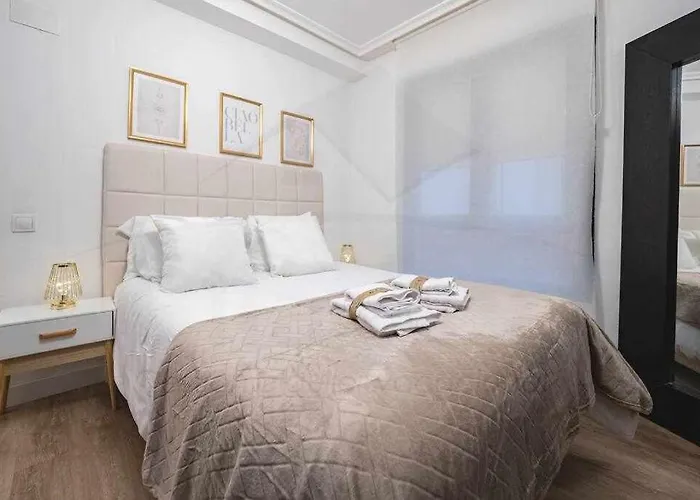 La Muralla By Muralla